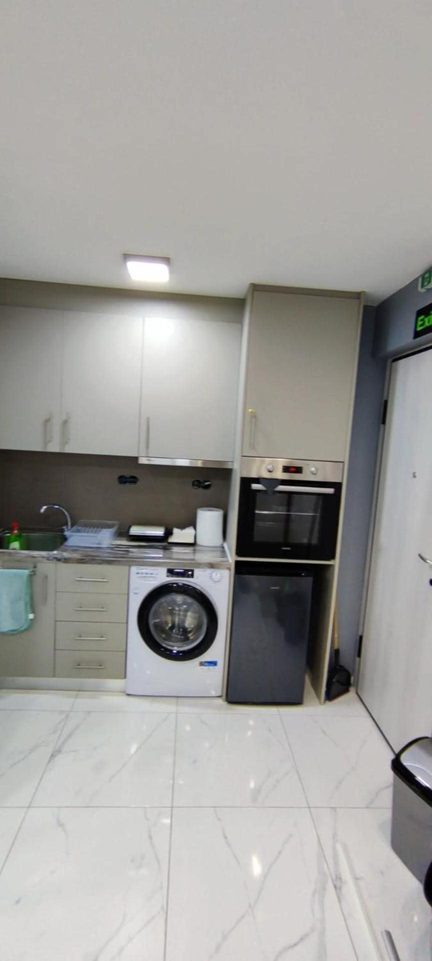 Modern Cozy Vergian 2 Min From The